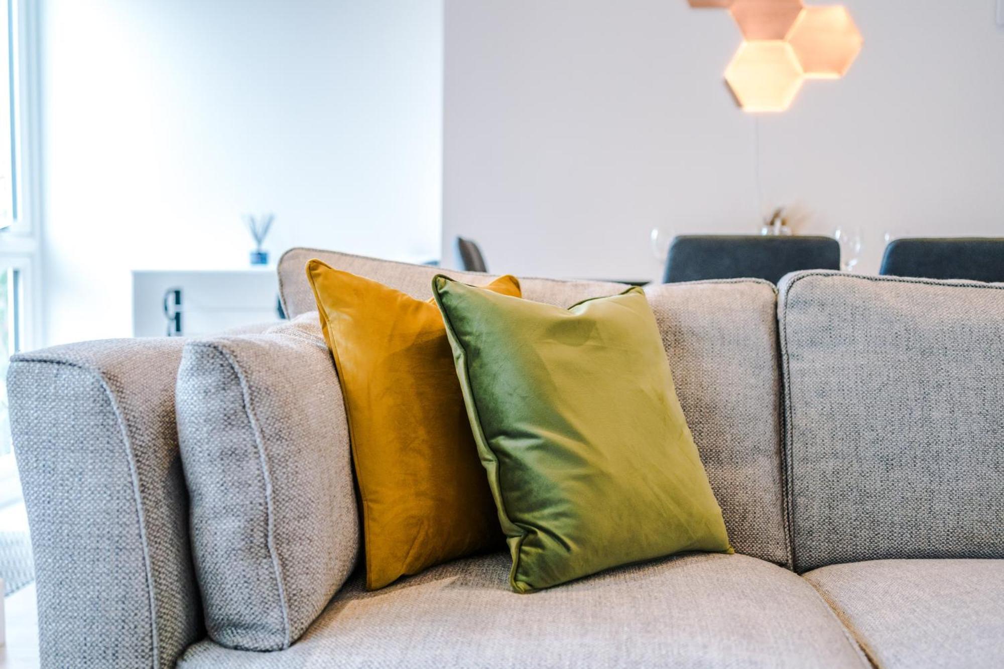 Number 21: A Breathtaking Chester Cottage With Parking Mollington  Exteriér fotografie